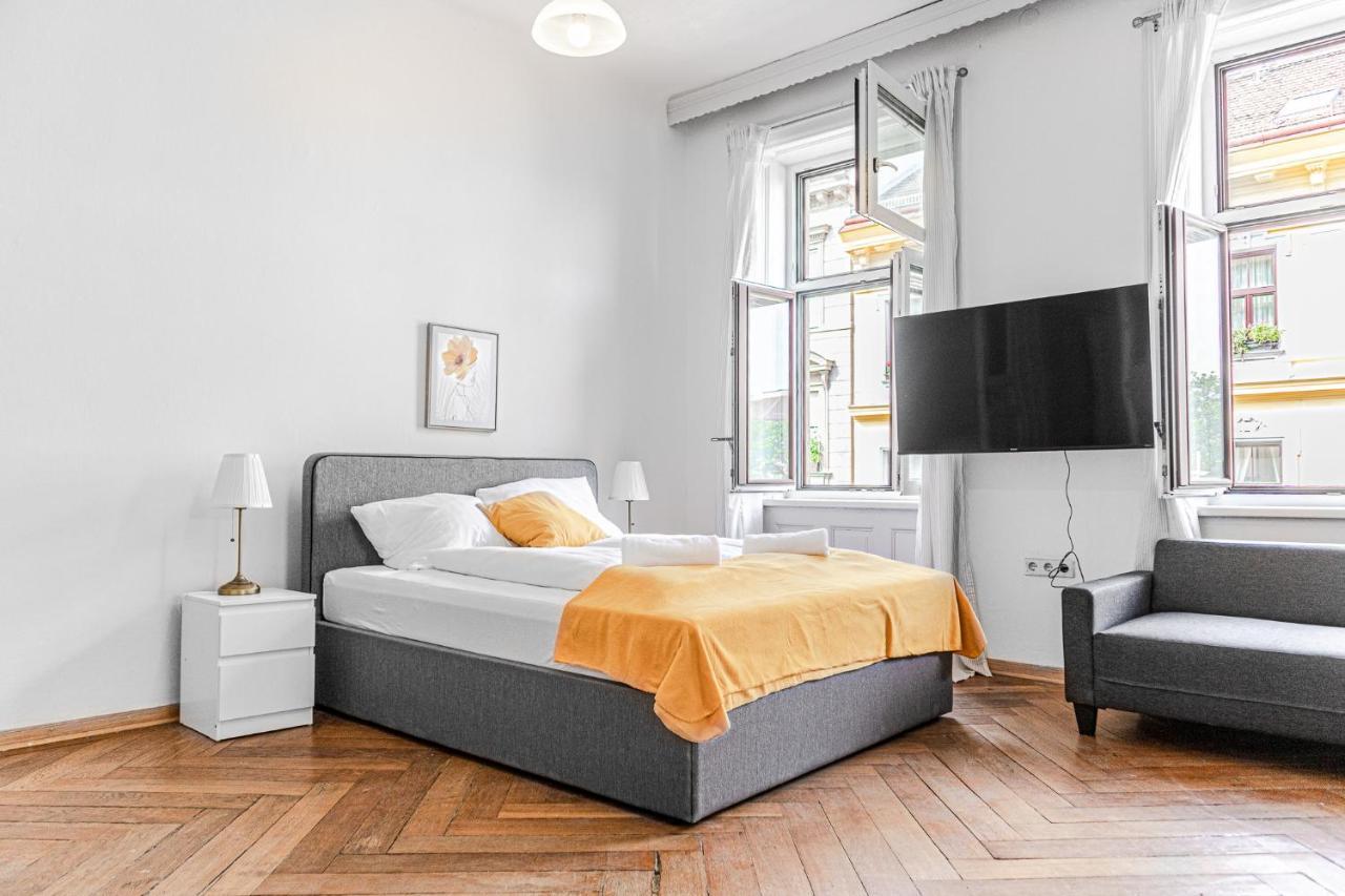 Cozy 2Br Apt. Near Akh Hospital-Ideal For Longstay 维也纳 外观 照片