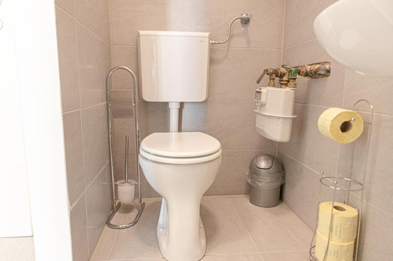 Cozy 2Br Apt. Near Akh Hospital-Ideal For Longstay 维也纳 外观 照片